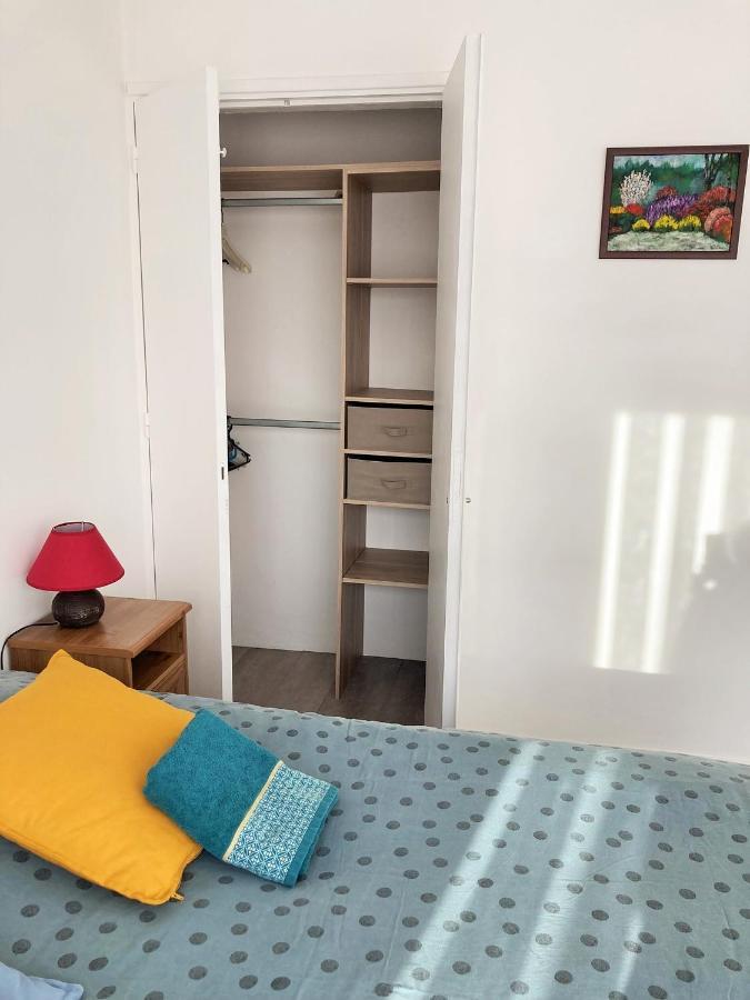 Asteria Villa Уистреам Екстериор снимка