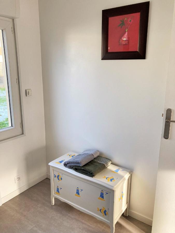 Asteria Villa Уистреам Екстериор снимка