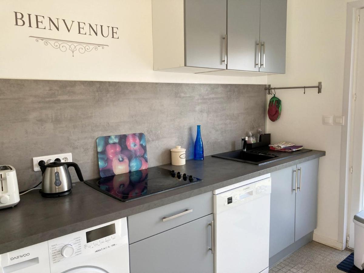 Asteria Villa Уистреам Екстериор снимка